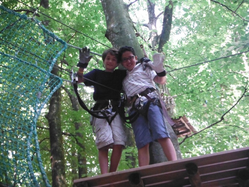 Village Camps International Summer Camp Leysin, Switzerland 2025-08-09 https://www.villagecamps.com/journals_admin/images/686-23-high ropes (29).jpg